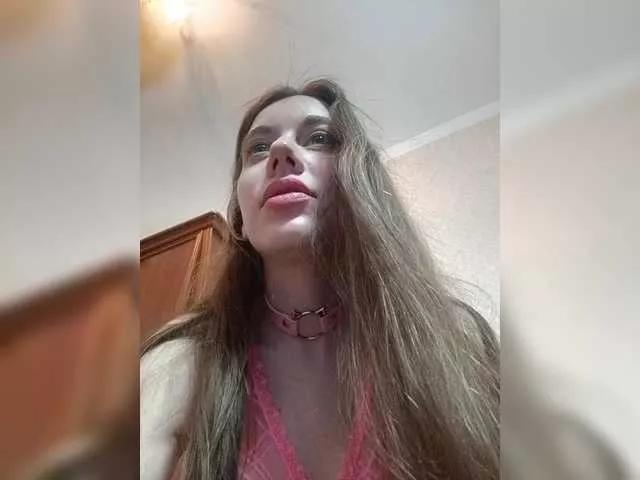 Mimi-Miya from BongaCams