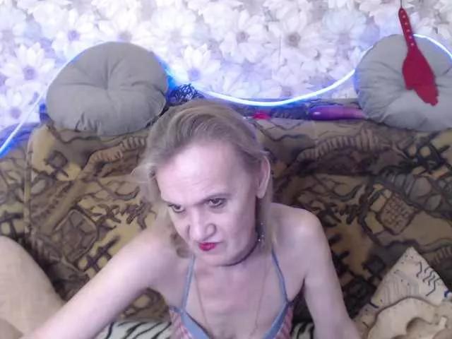miss-bekker23 from BongaCams
