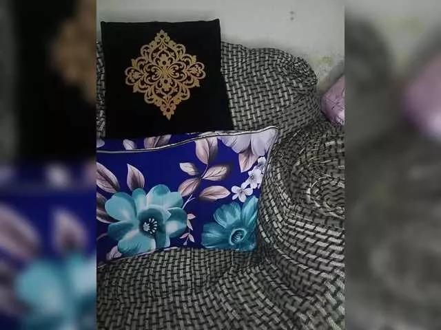 Misskissing from BongaCams