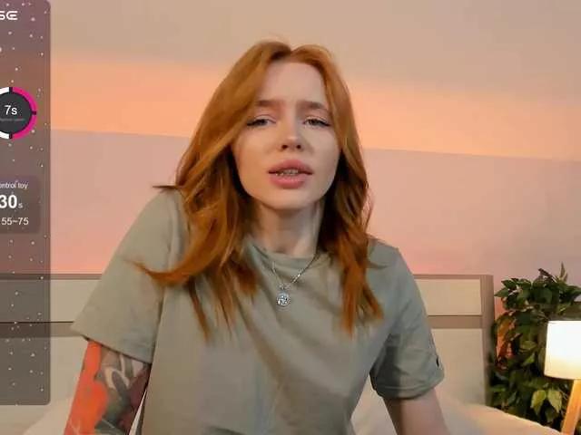 MissRedFox from BongaCams