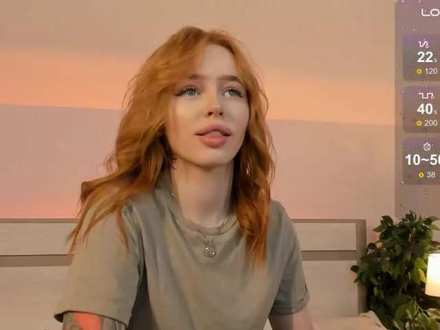 MissRedFox from BongaCams
