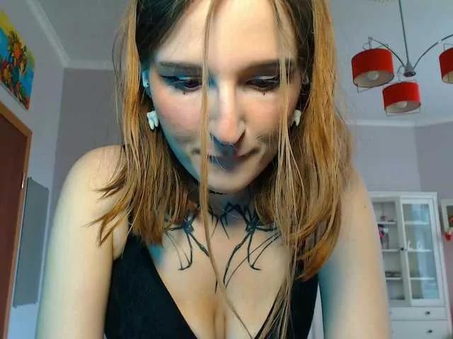 momorenaaa from BongaCams