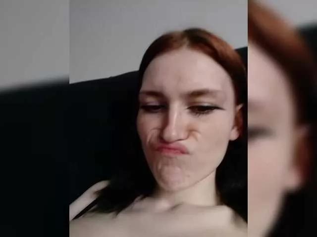Moonlitmiragea from BongaCams