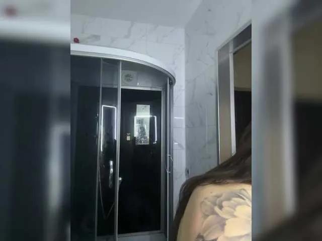 OriginalHOOLi from BongaCams