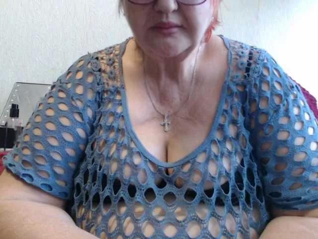 PeggySoft from BongaCams