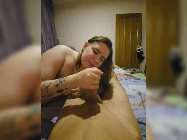 Perederni2 from BongaCams