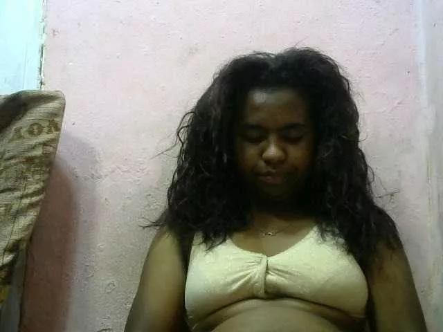Queencamie from BongaCams