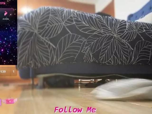 QueenyK1ng from BongaCams