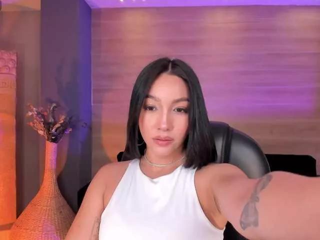 RossieRhoades from BongaCams
