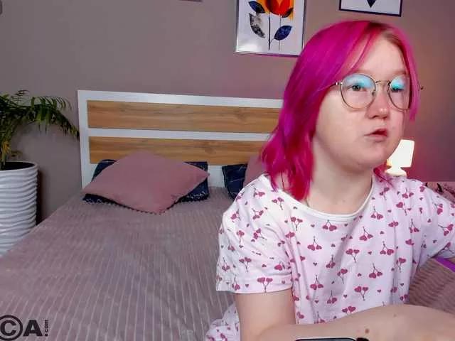 Sara-Moor from BongaCams