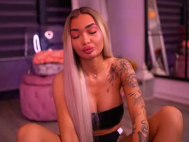 SashaFerrera from BongaCams