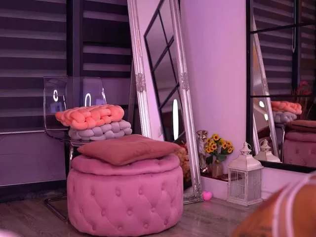 SashaFerrera from BongaCams