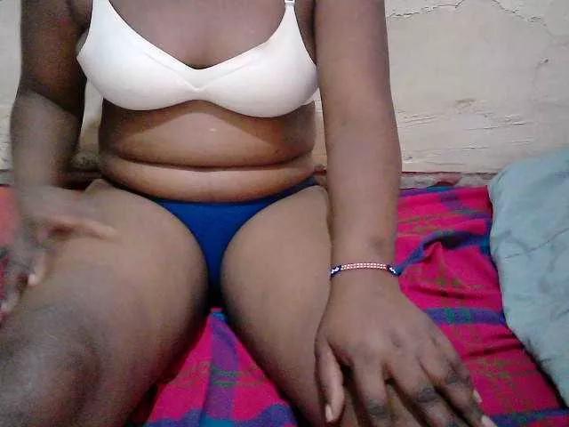 Sweet-Solyne from BongaCams