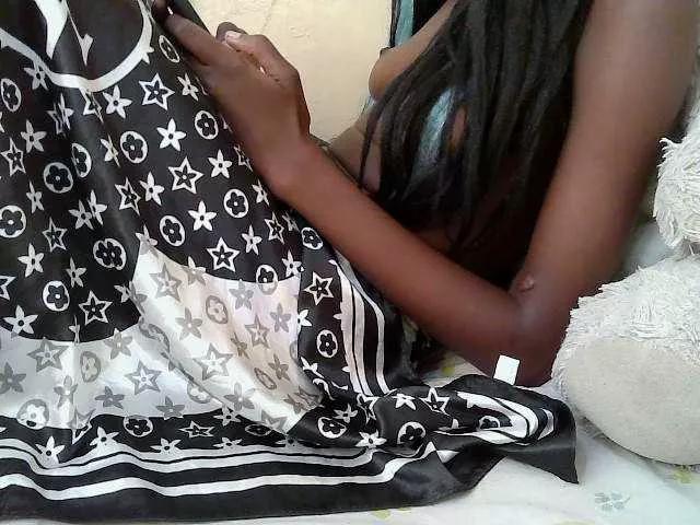 sweetdol2 from BongaCams