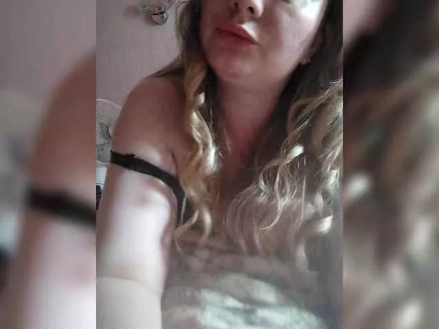 Sweetflowera from BongaCams