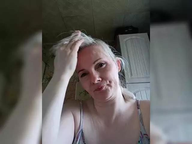 Sweetie454 from BongaCams