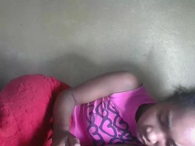 Sweetiepop from BongaCams