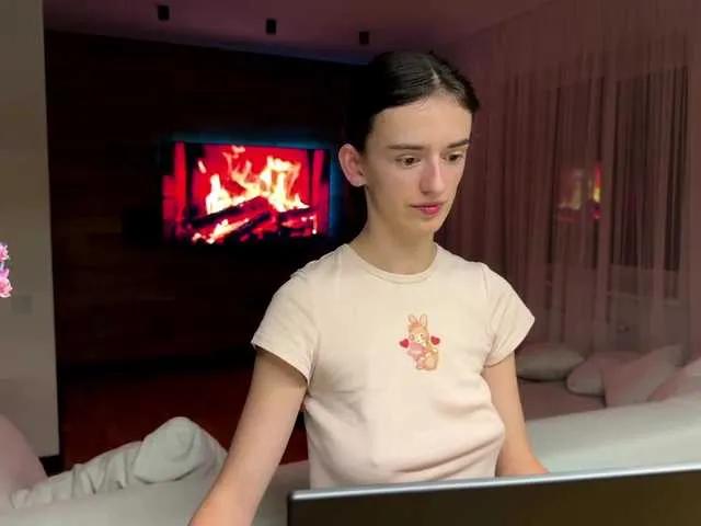SweetieTati from BongaCams