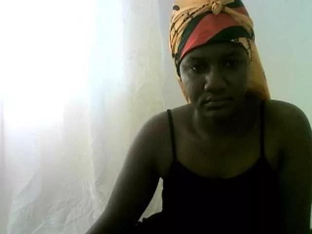 Sweetliz2 from BongaCams