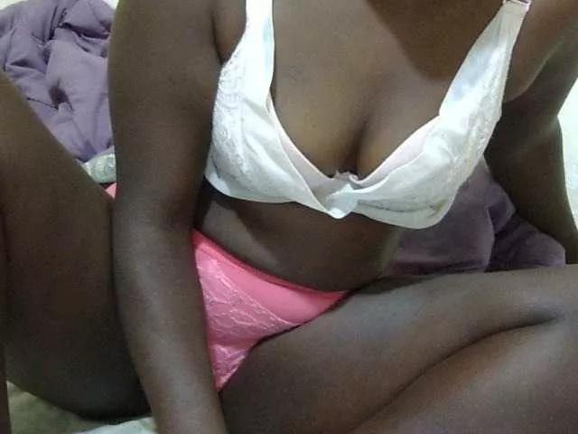 Sweetnanah from BongaCams