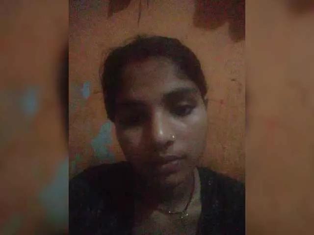 Tunnidelhi from BongaCams