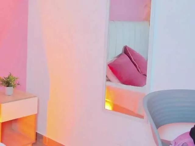 valeria-ponce- on BongaCams