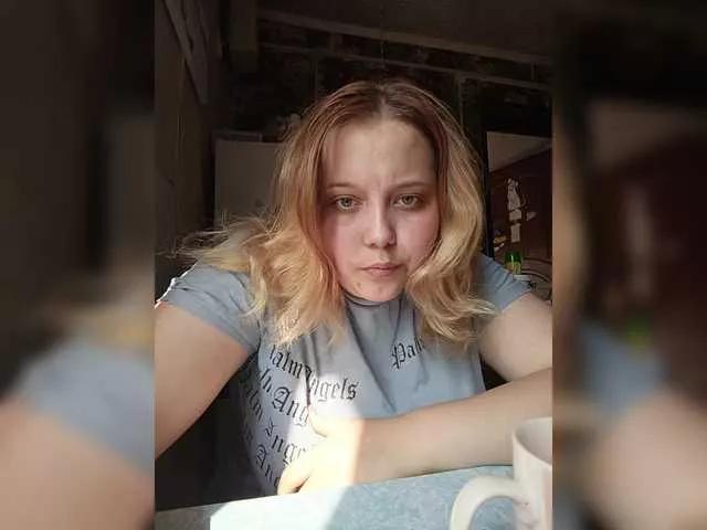vaverika from BongaCams