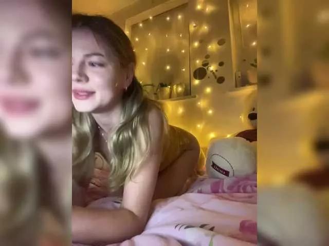 WetLips from BongaCams