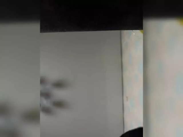 XXXklsdf from BongaCams