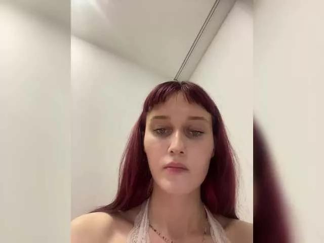 Z0mbieGirl from BongaCams
