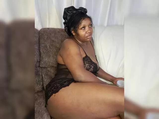 Zarabi from BongaCams