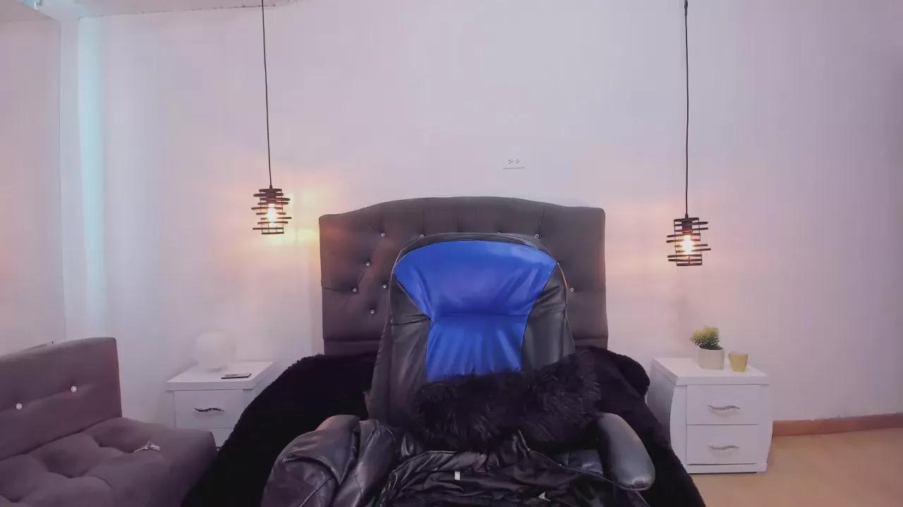 Annekiss from Cam4