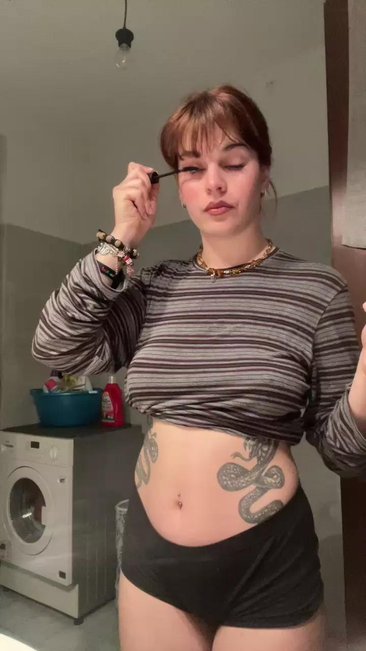 BabyGi23 from Cam4