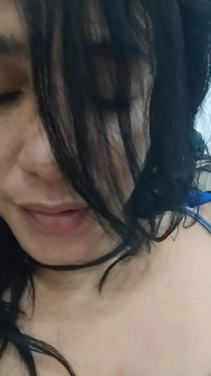 bebahot00 from Cam4
