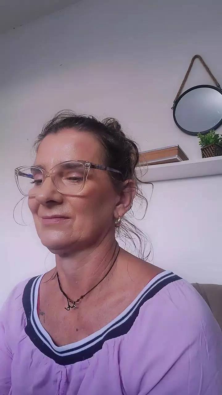Bellaju from Cam4