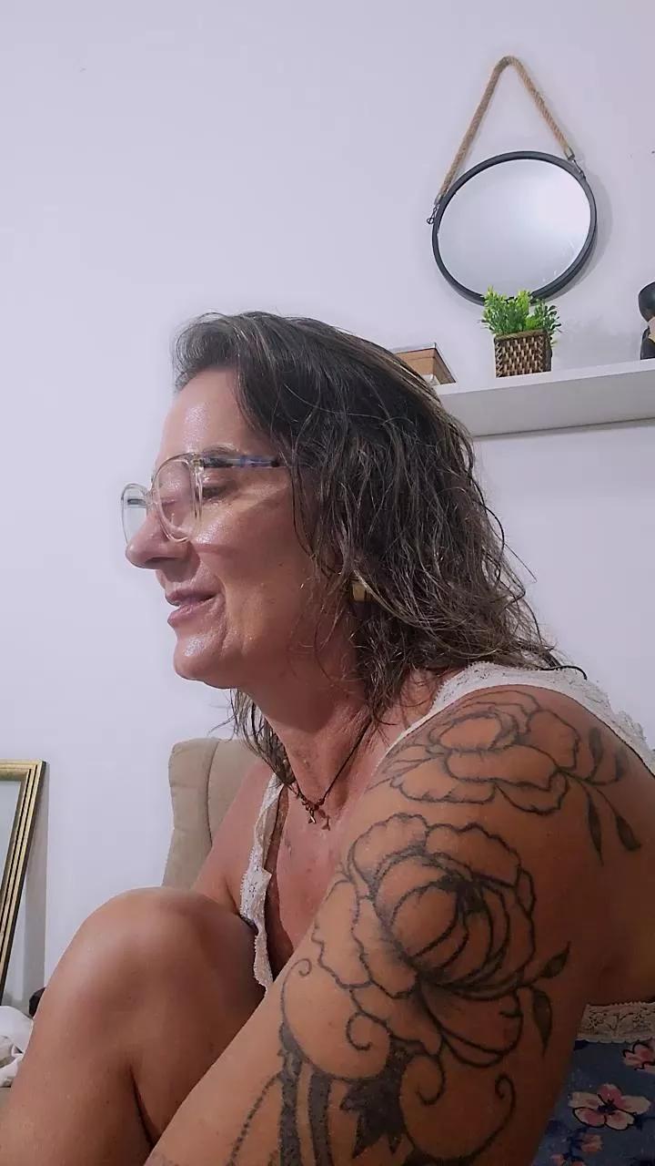 Bellaju from Cam4