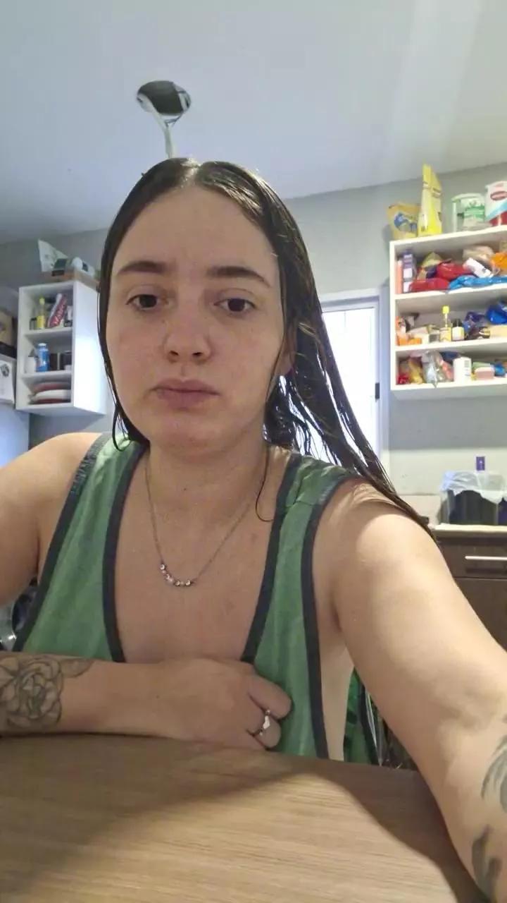 Cuchi8 from Cam4