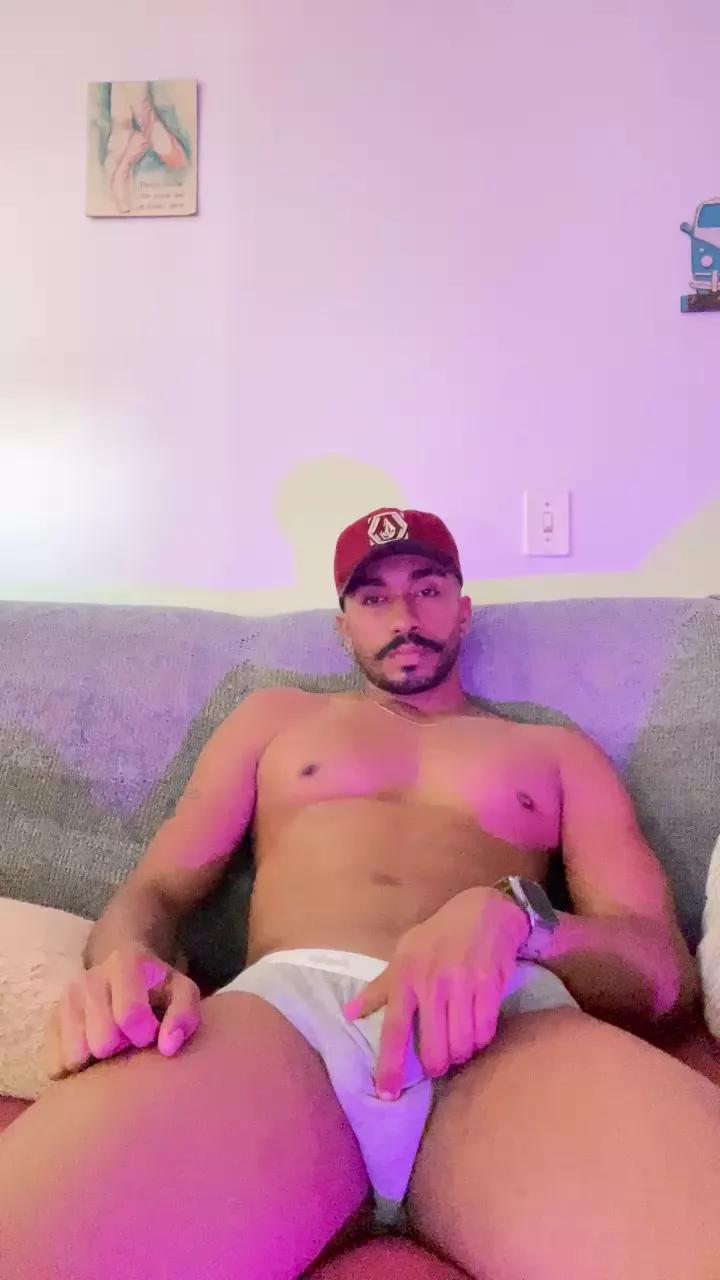 Everton2123 from Cam4