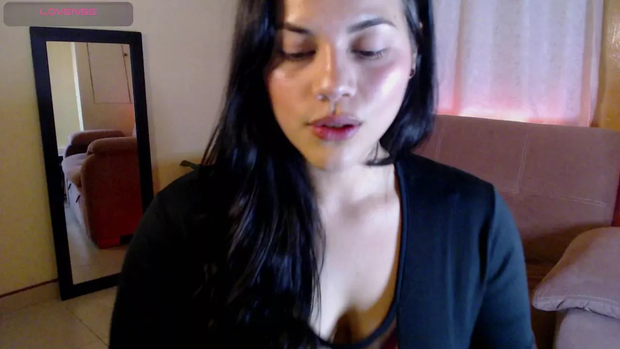 Helena_de_troya on Cam4 