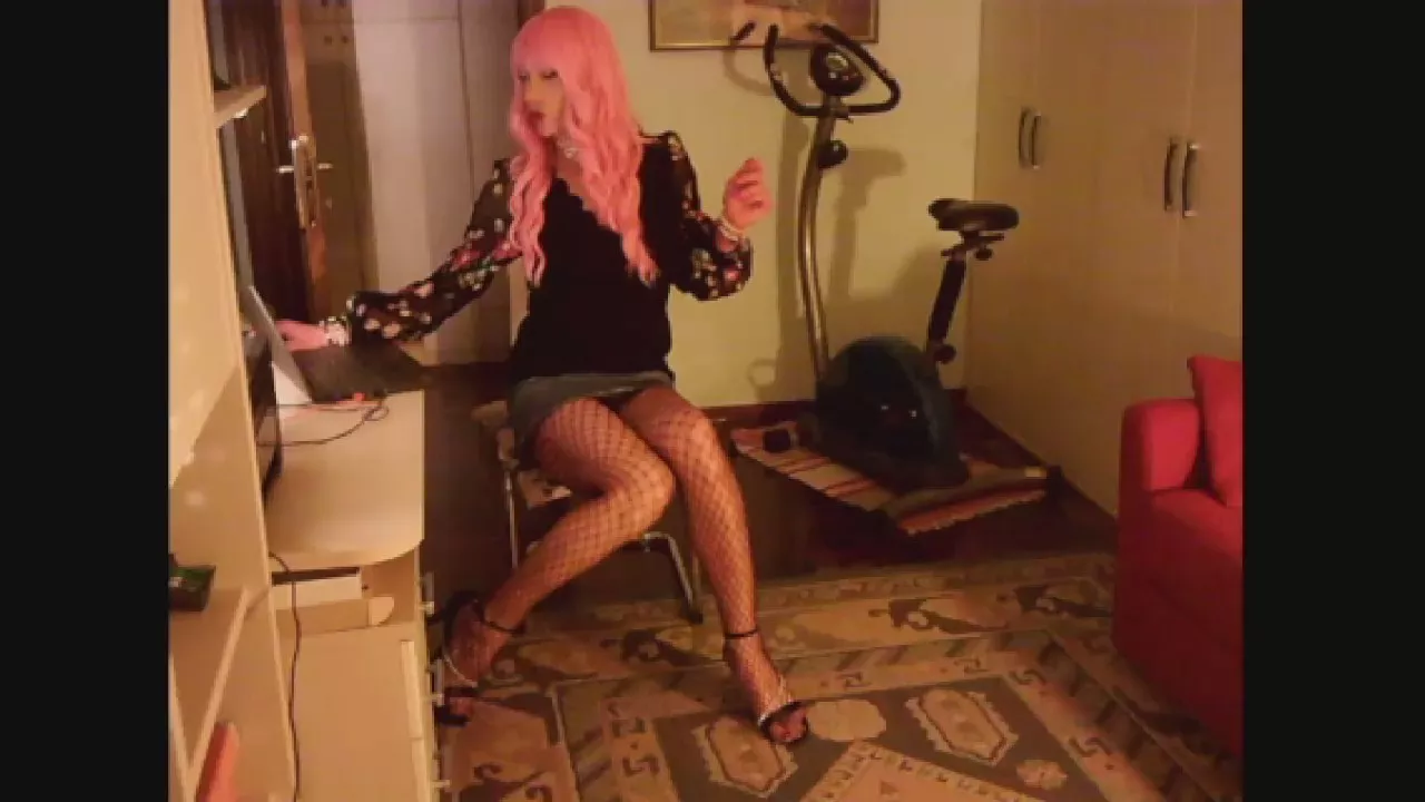 jennifercros on Cam4 