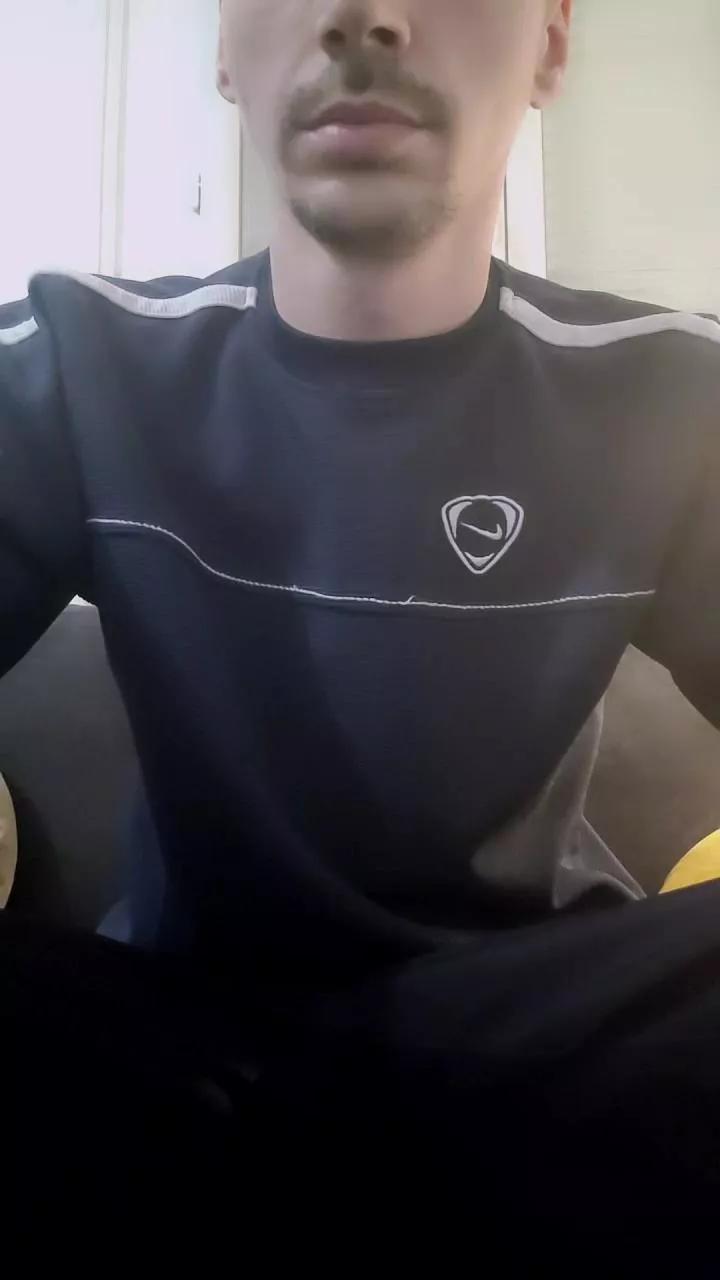 Jerjer42 from Cam4