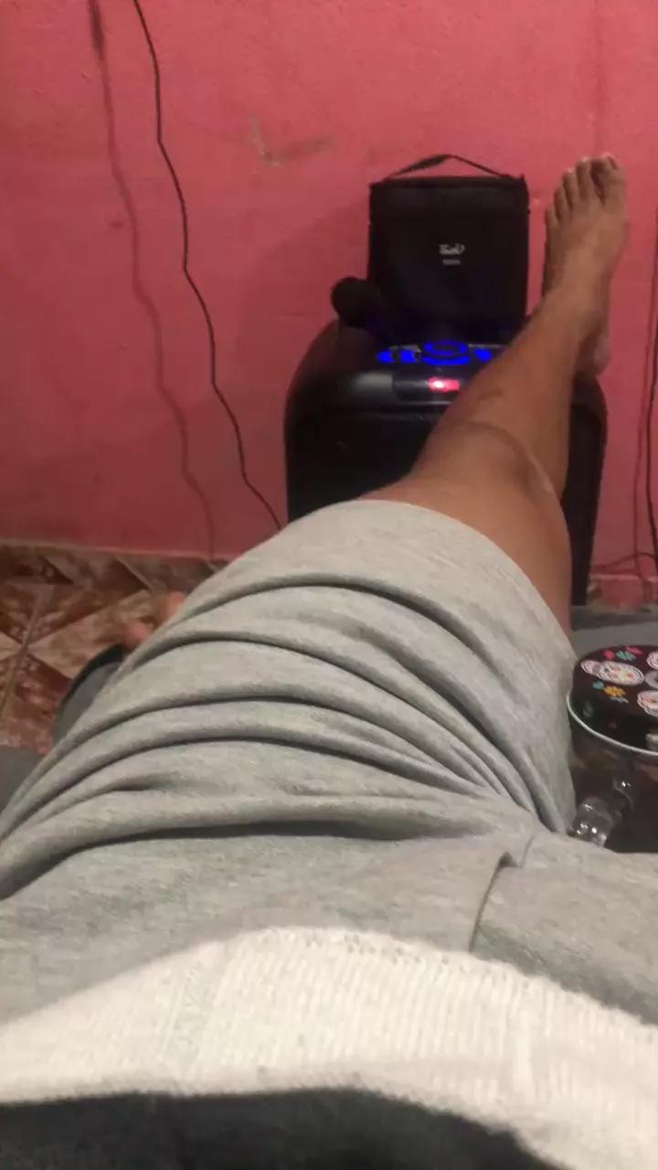 Lipinh0 from Cam4