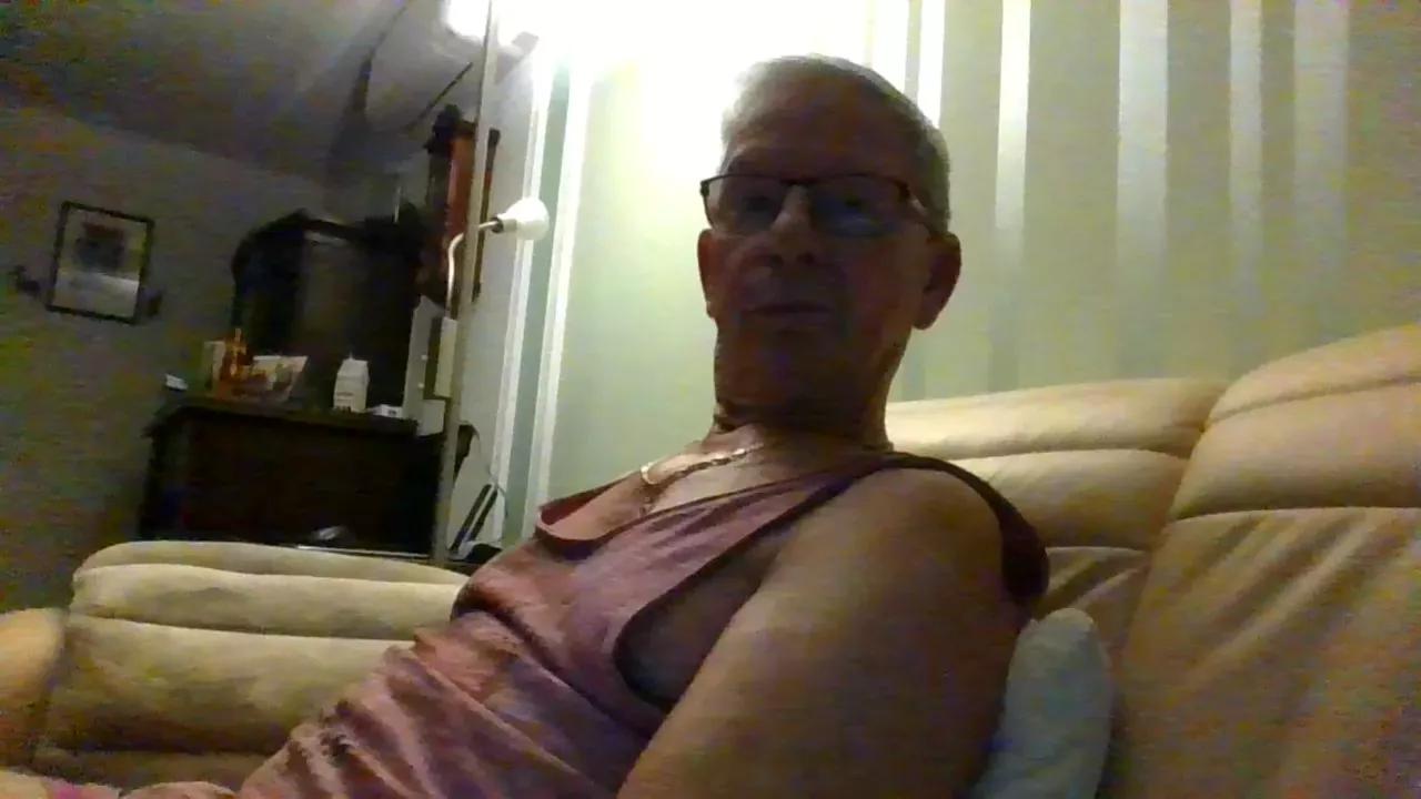 ratrie from Cam4