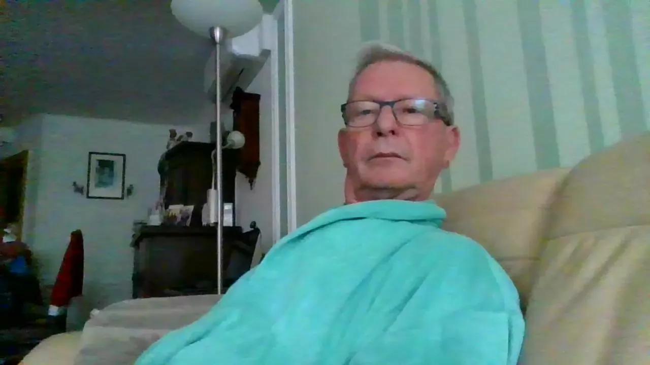 ratrie from Cam4