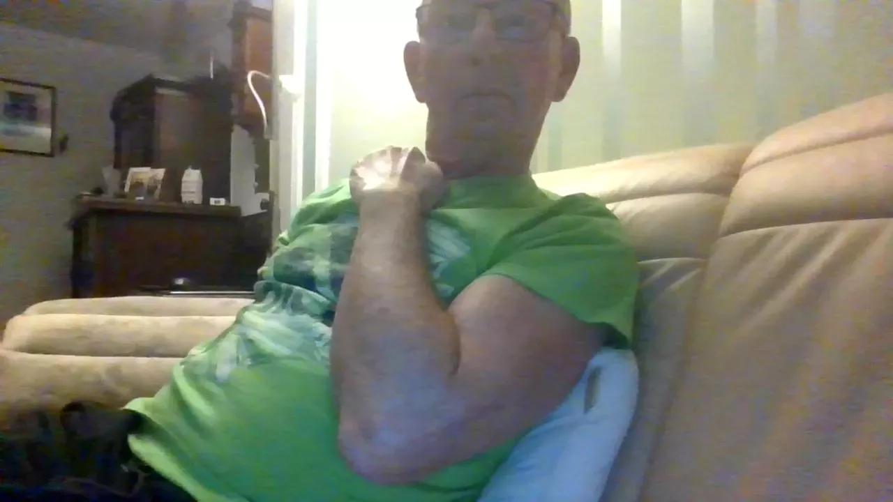 ratrie from Cam4