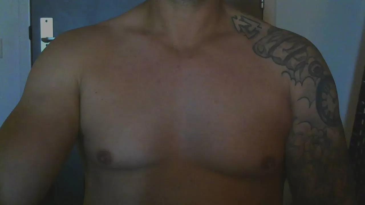 Sense084 from Cam4