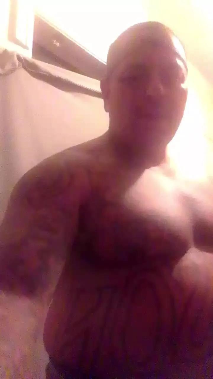 Smasher831 from Cam4