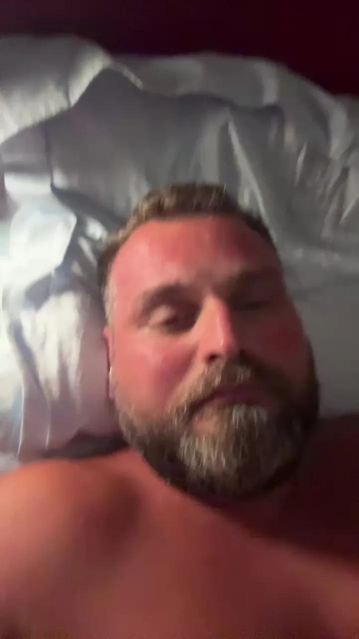 Teddybear85ita from Cam4