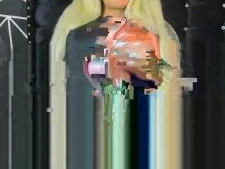 bombomgill from CamSoda