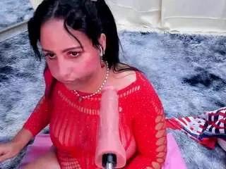 queenleizel from CamSoda